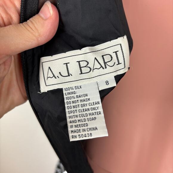 AJ Bari VINTAGE 80s Sequin 100% silk Dress Cocktail Holiday evening event retro - Picture 11 of 11